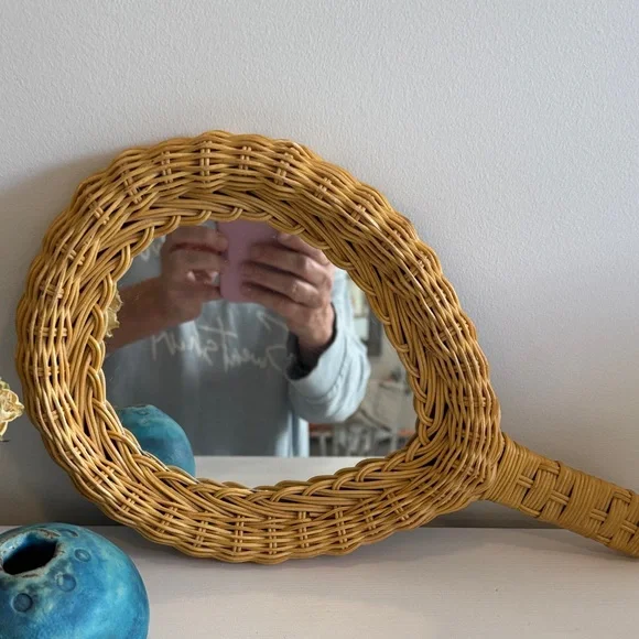 Vintage/Retro Beachy Boho Handheld Wicker Mirror - Picture 6 of 8